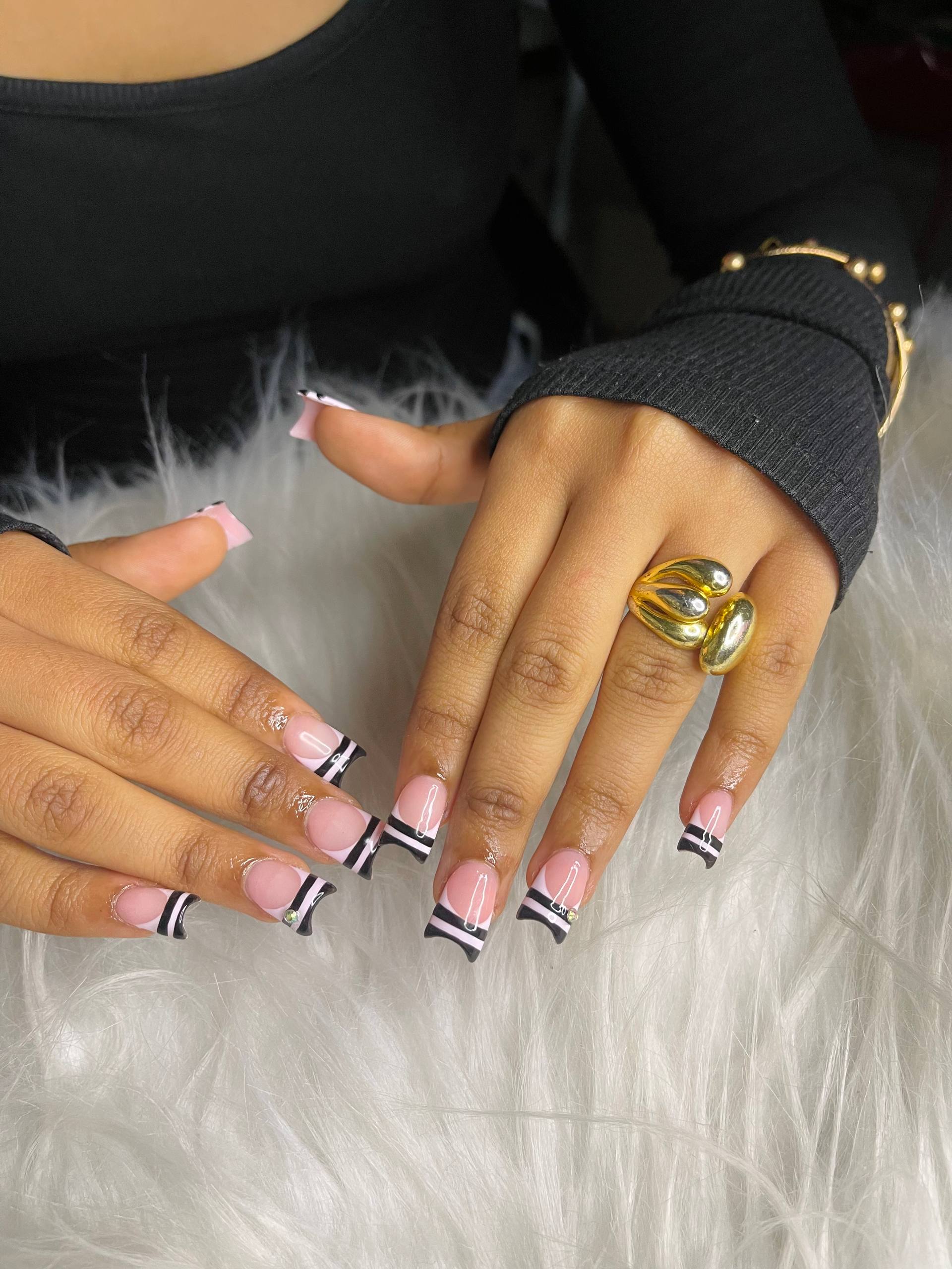 Tiyo Nails 4